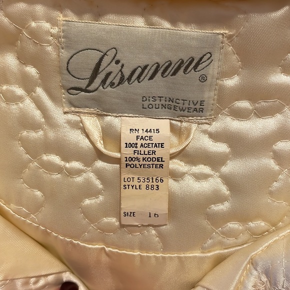 VINTAGE 1960s off white Rare Robe.size 16 - Picture 8 of 11